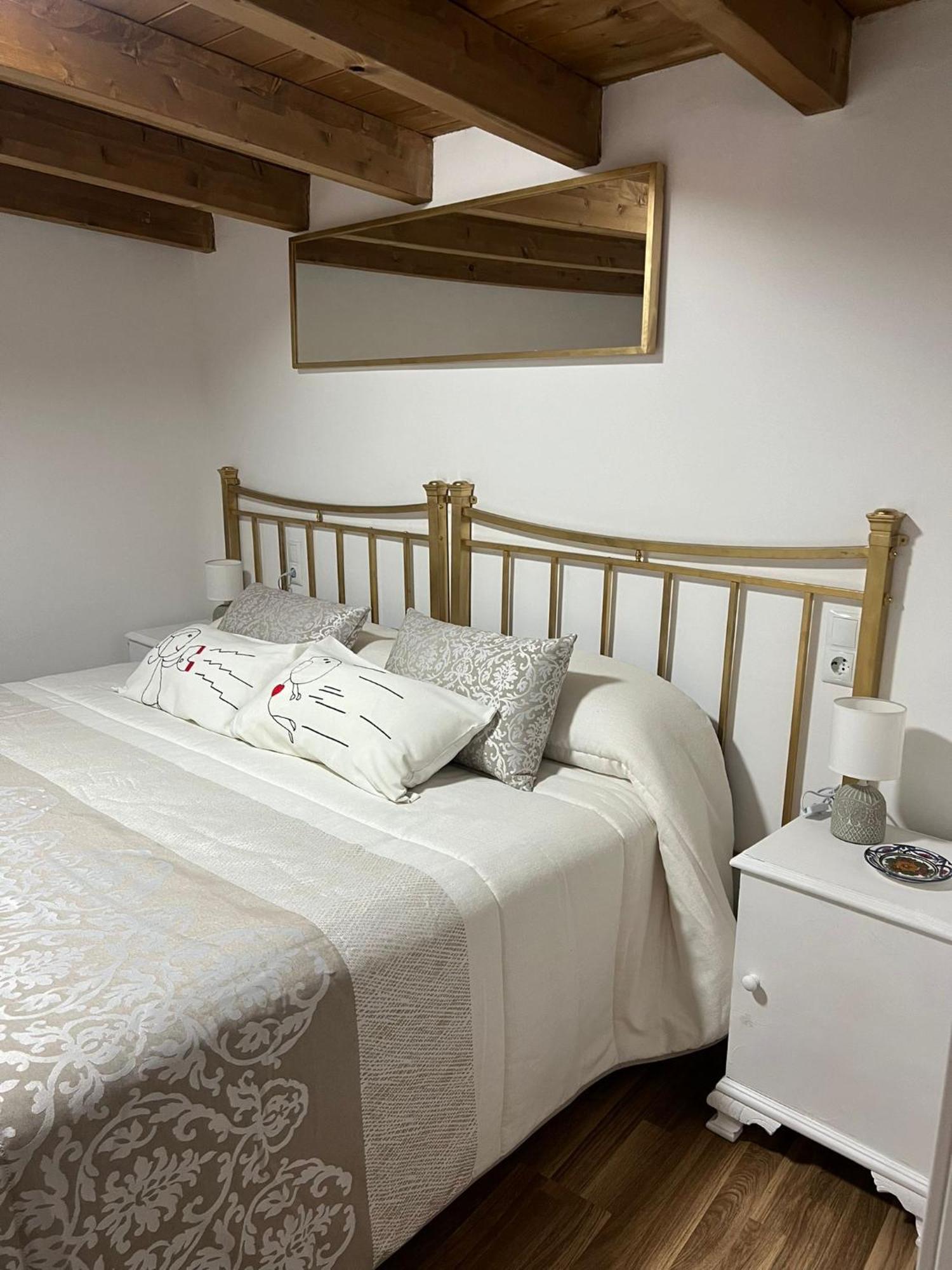 Apartament La Golondrina Candeleda Zewnętrze zdjęcie