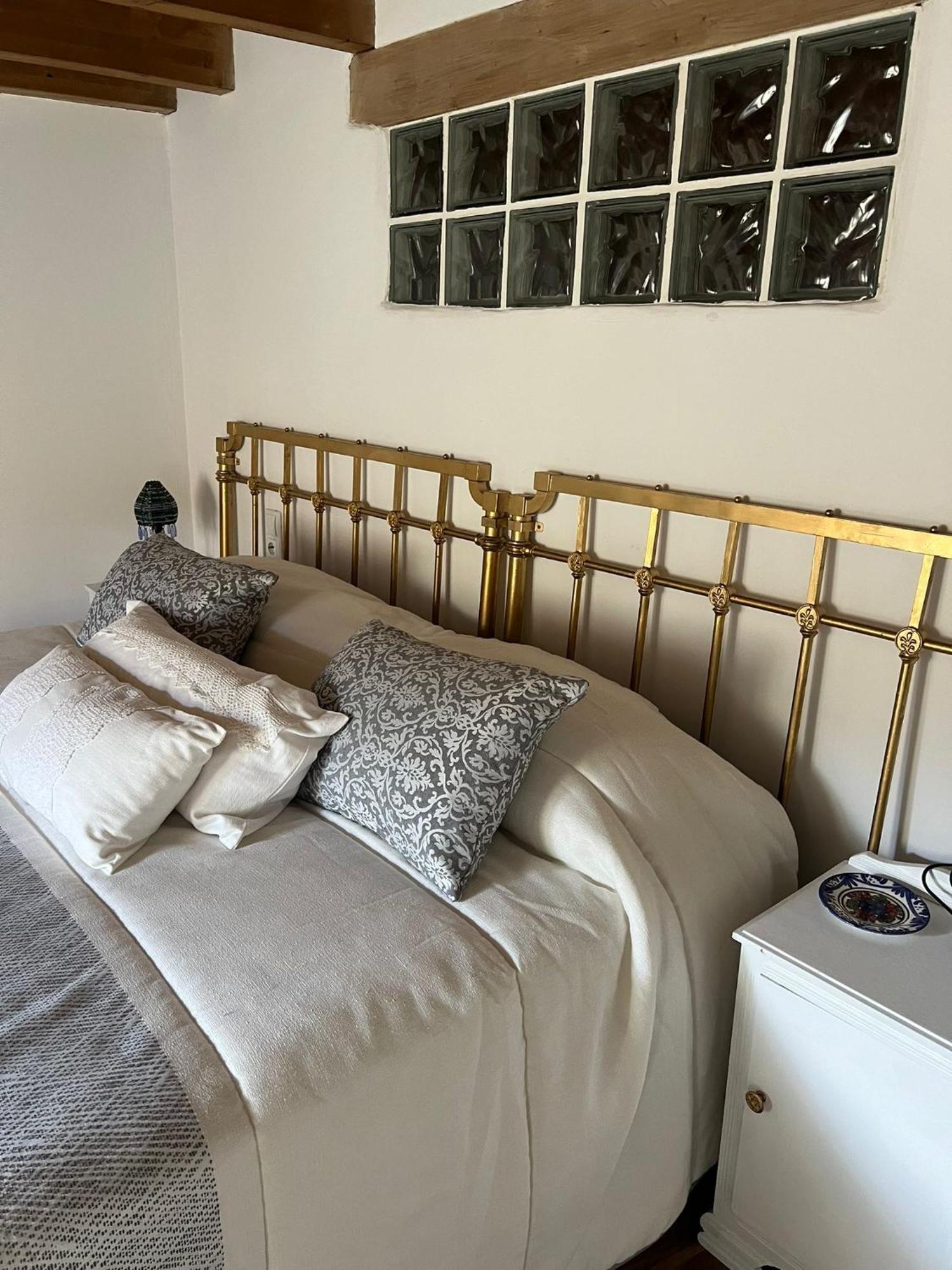 Apartament La Golondrina Candeleda Zewnętrze zdjęcie