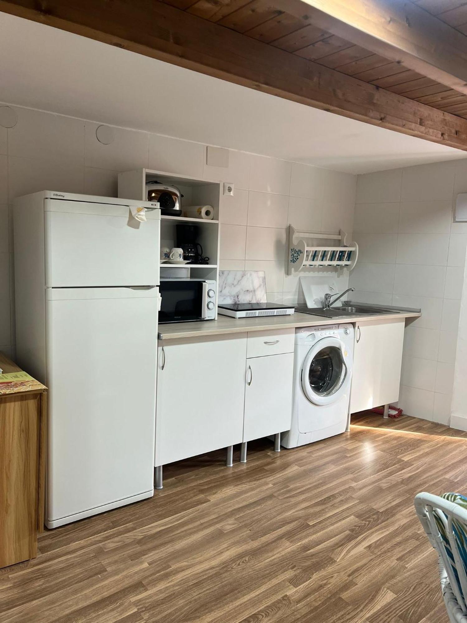 Apartament La Golondrina Candeleda Zewnętrze zdjęcie